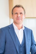 Simon Peter Thomas PA